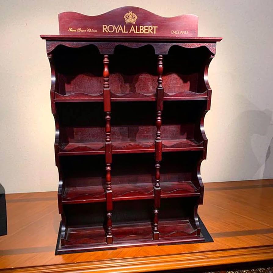 k341r120 英国 ロイヤルアルバート 12ヶ月のカップを飾るカップボード k341r120 英国 ロイヤルアルバート 12ヶ月のカップを飾るカップ